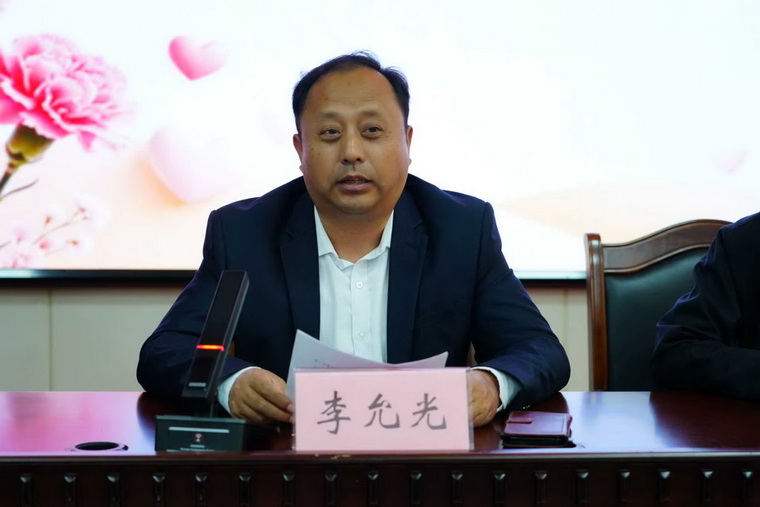 1778459106767471.jpg 县文联主席李允光.jpg